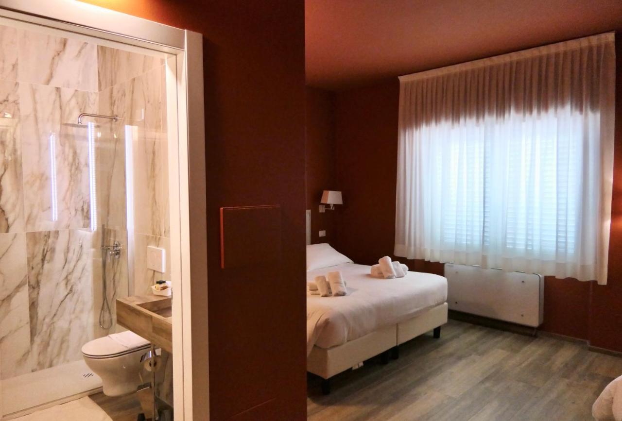 Il Gabbani B&B マリーナ・ディ・ビッボーナ エクステリア 写真